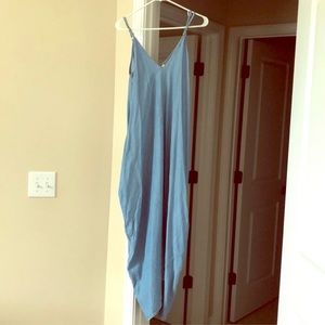 ❤️- Elan denim dress in EUC with pockets EUC
